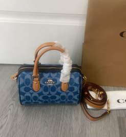Picture of Coach Handbags _SKUfw237146667fw